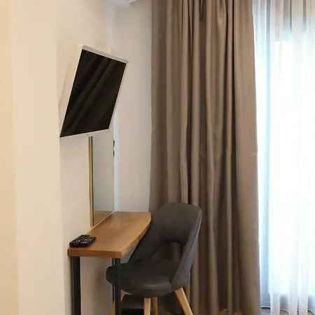 Saint George Apartment *